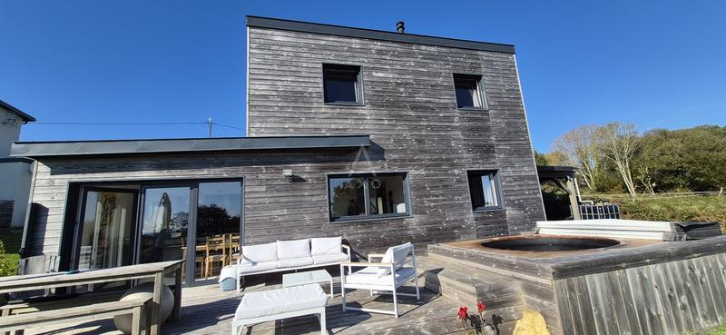 Maison de bois - 101 m² - 5 pièces