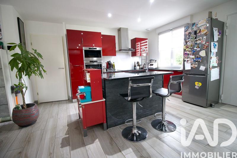 Maison - 93 m² - 4 pièces