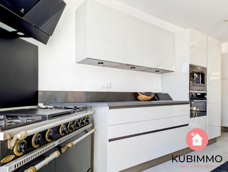 Maison - 143 m² - 6 pièces