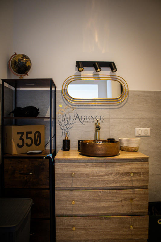 Maison - 156 m² - 4 pièces