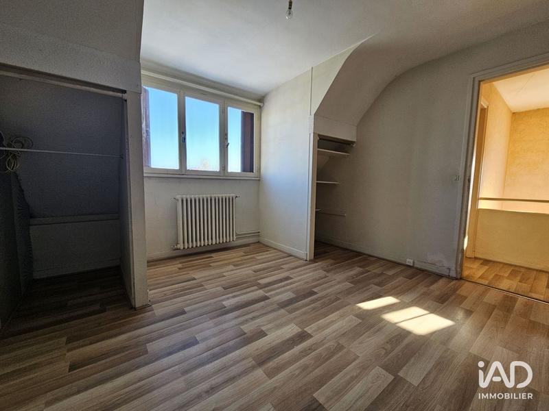 Maison - 93 m² - 4 pièces