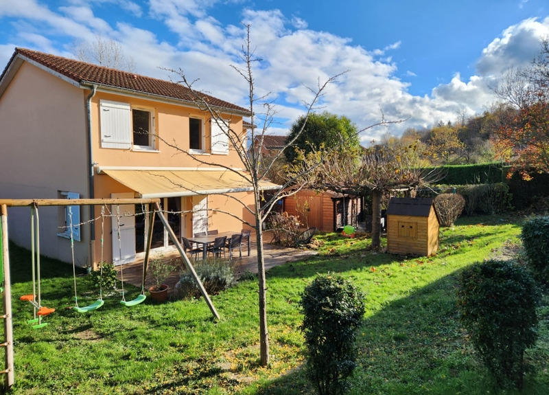 Maison - 94 m² - 5 pièces