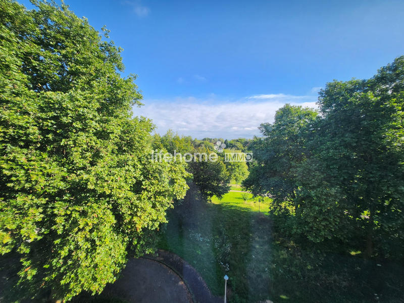 Appartement - 96 m² - 5 pièces