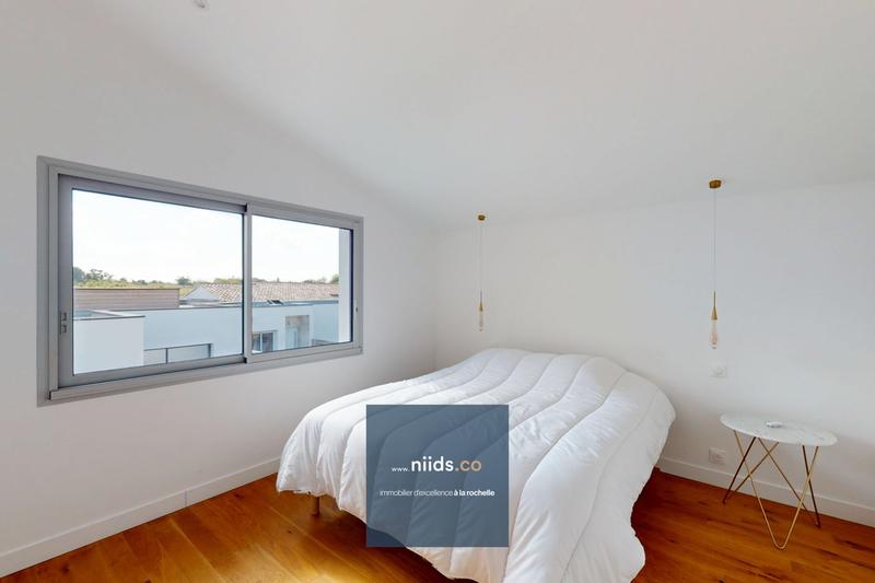 Maison - 189 m² - 5 pièces