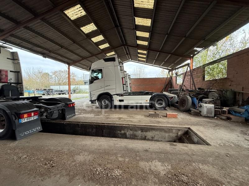 Local d'activité / Entrepôt - 586 m²