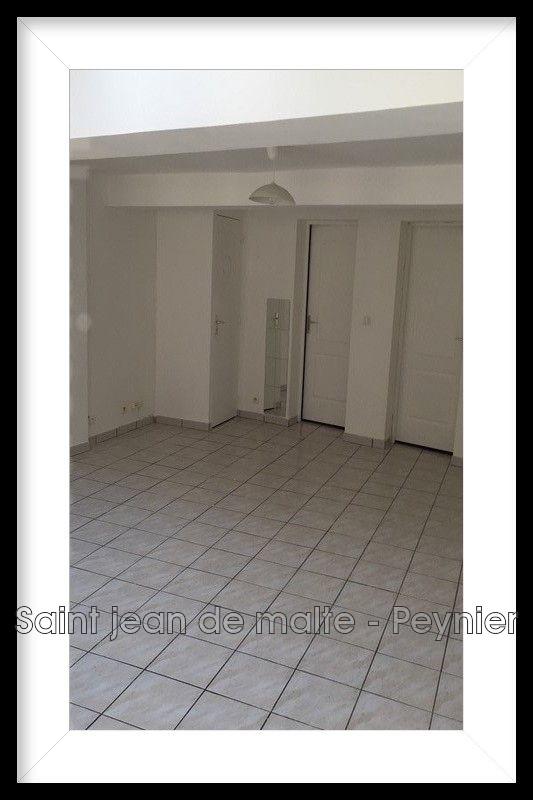 Appartement - 95 m² - 6 pièces