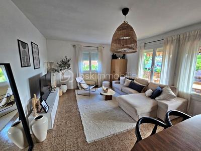 Propriété - 135 m² - 5 pièces