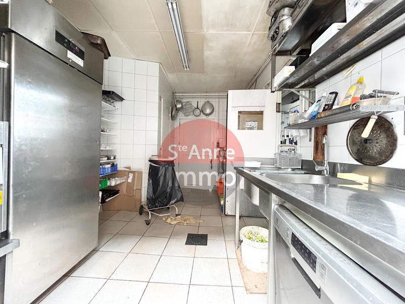 Fonds de commerce - Magasins - 205 m²