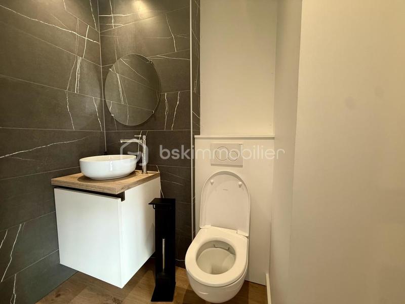 Immeuble - 195 m² - 7 pièces