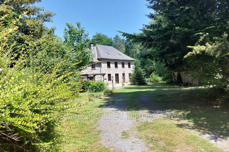 Maison chambre d'hôtes - 298 m² - 12 pièces