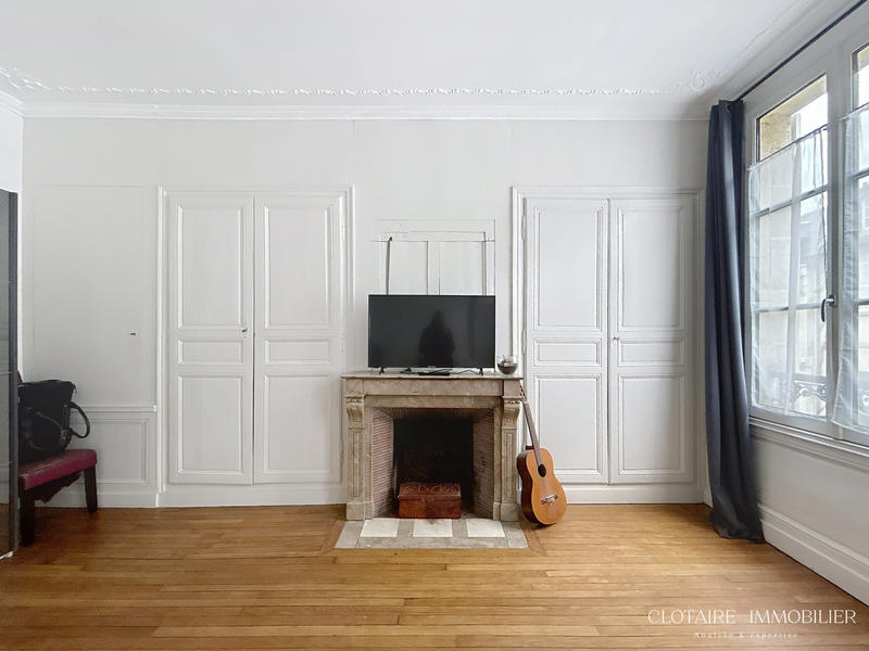 Maison - 600 m² - 12 pièces