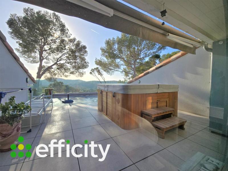 Appartement - 83 m² - 3 pièces