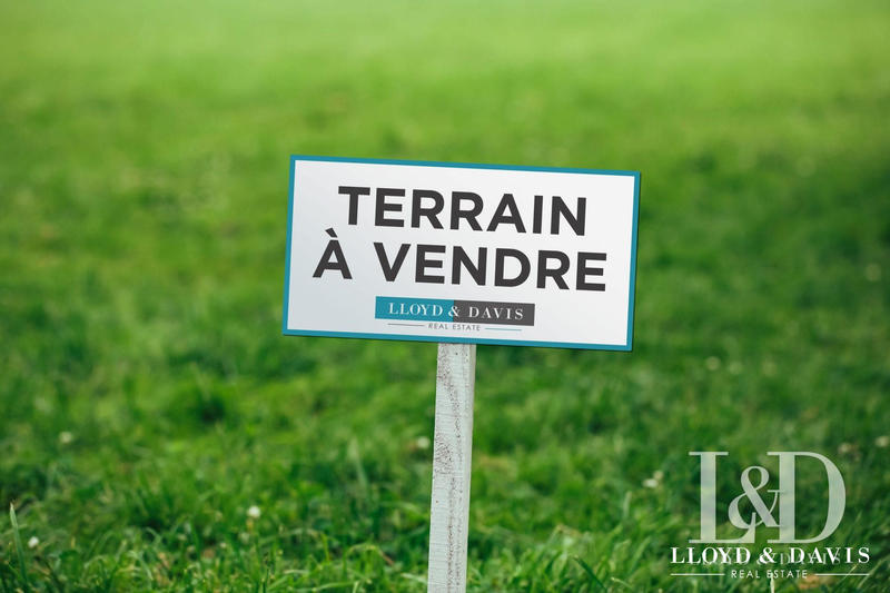 Terrain - 2 030 m²