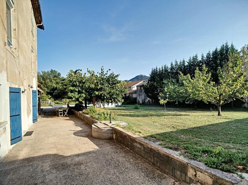 Maison - 163 m² - 7 pièces