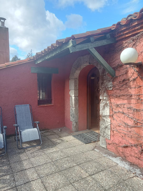 Maison - 275 m² - 9 pièces