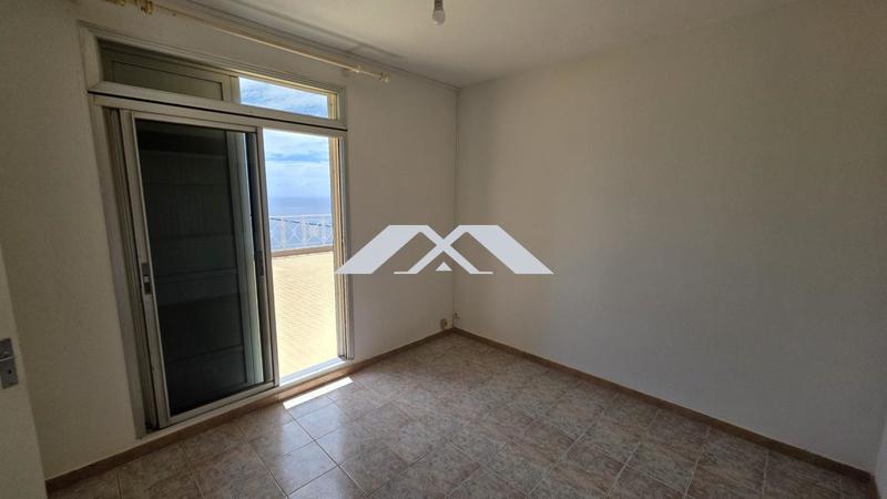 Maison - 96 m² - 5 pièces