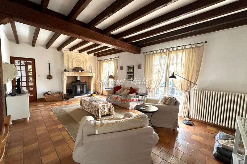 Maison - 159 m² - 7 pièces