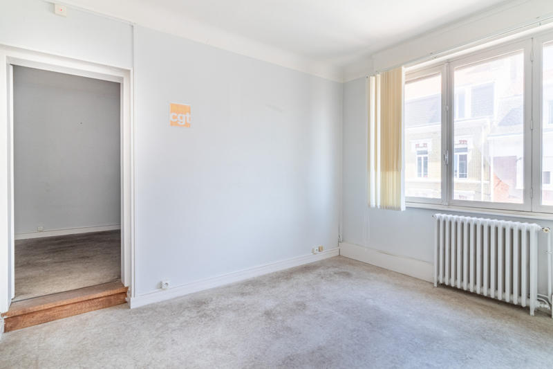 Immeuble - 2 619 m²