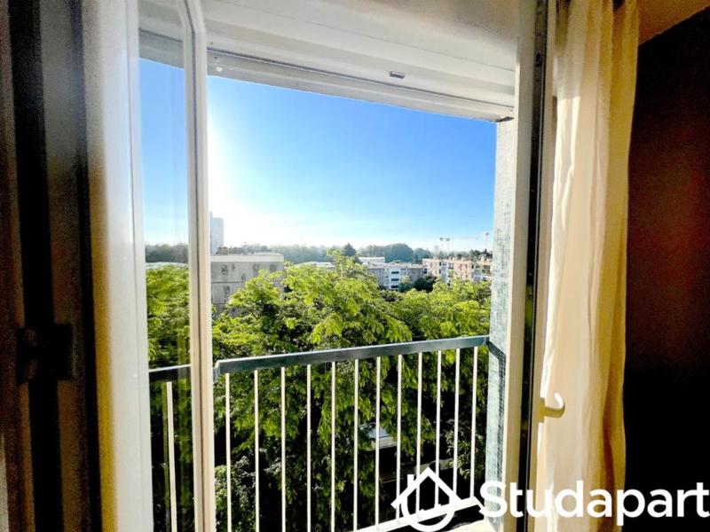 Chambre - 11 m² - 1 pièce