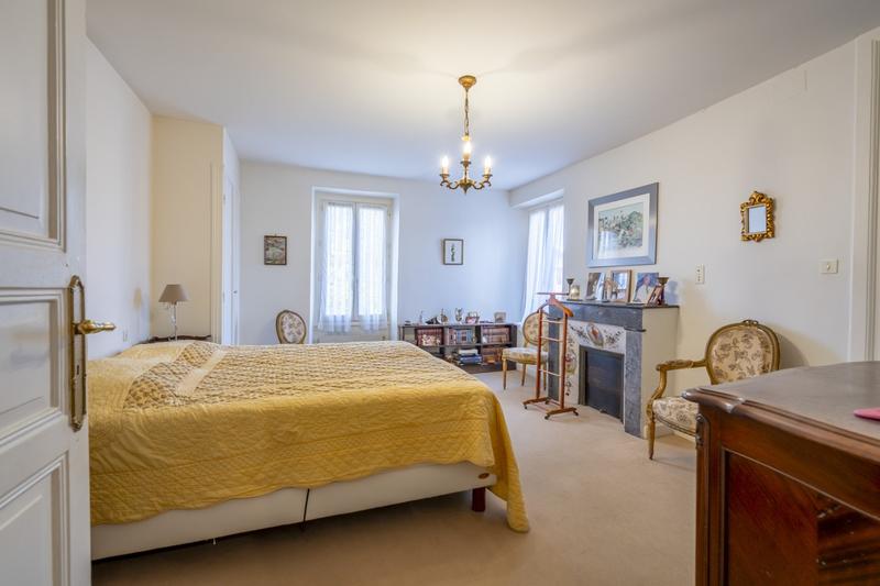 Maison traditionnelle - 177 m² - 5 pièces