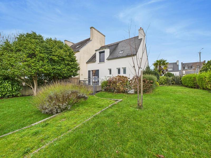 Maison - 107 m² - 4 pièces