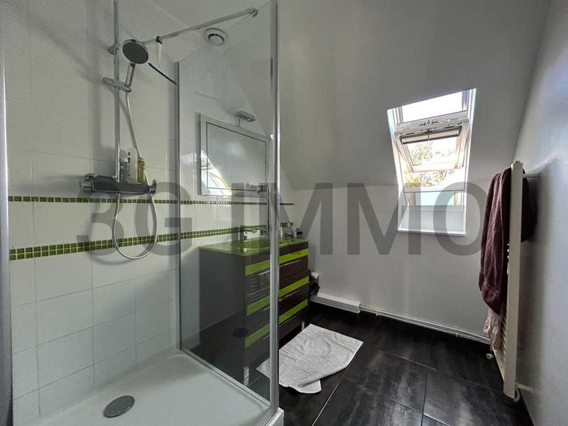 Maison - 148 m² - 7 pièces