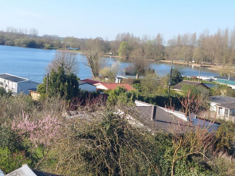 Maison - 220 m² - 6 pièces