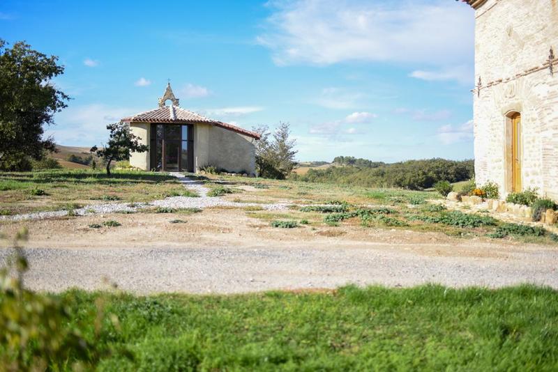 Propriété - 1 721 m² - 30 pièces