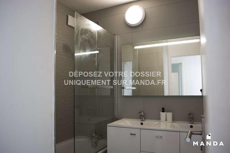 Chambre - 11 m² - 6 pièces