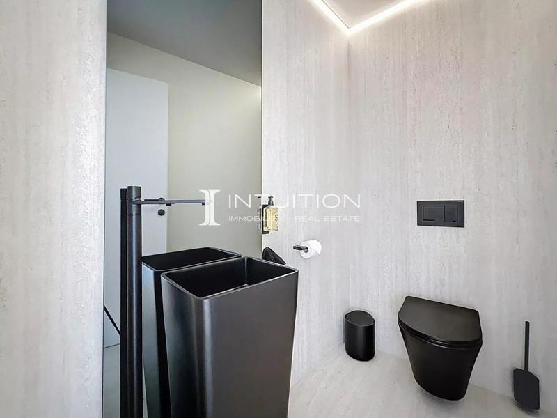 Appartement - 84 m² - 3 pièces