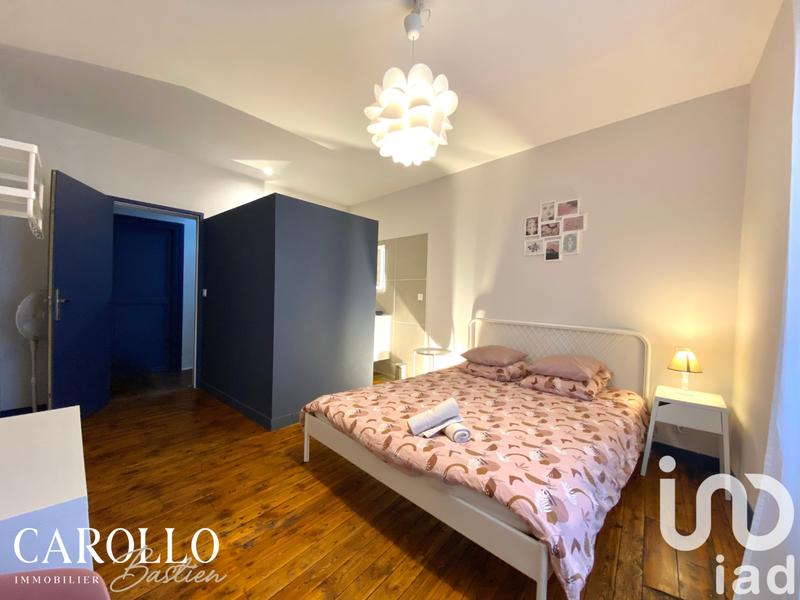 Maison - 310 m² - 10 pièces