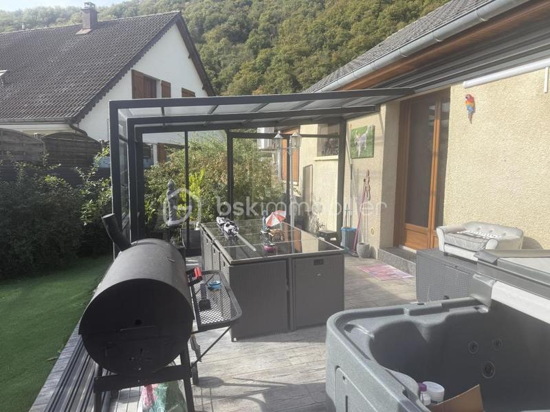 Pavillon - 90 m² - 6 pièces