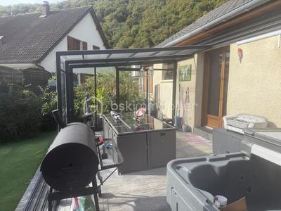 Pavillon - 90 m² - 6 pièces