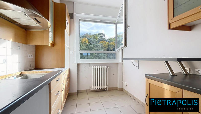 Appartement - 97 m² - 3 pièces