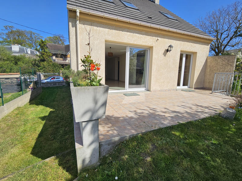 Maison - 116 m² - 6 pièces