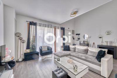 Maison de ville - 100 m² - 4 pièces