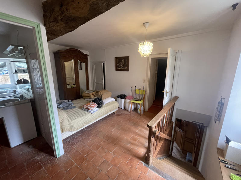 Maison - 300 m² - 7 pièces