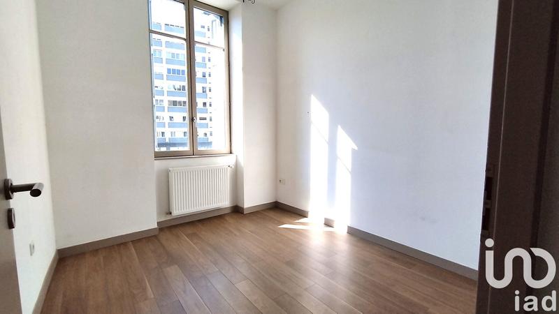 Appartement - 83 m² - 3 pièces