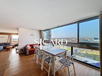 Appartement - 95 m² - 4 pièces