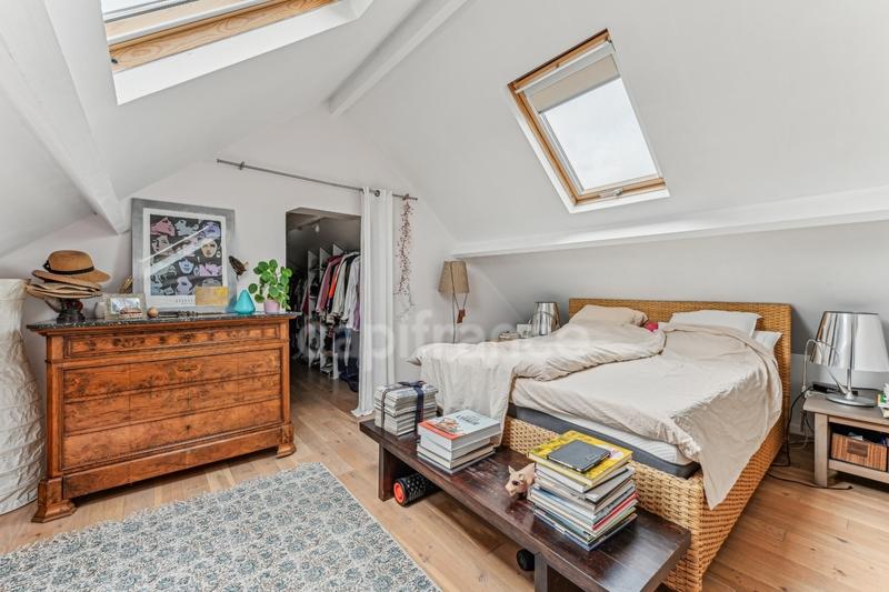 Maison - 190 m² - 8 pièces