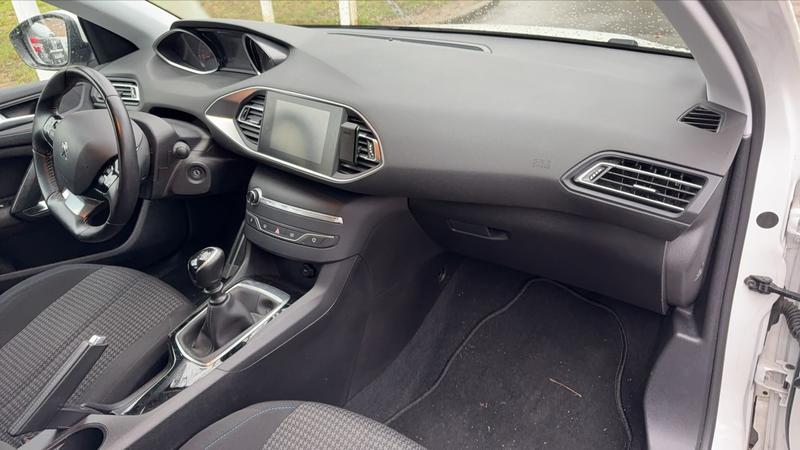 Peugeot 308 II 1.2 PureTech 110 Style