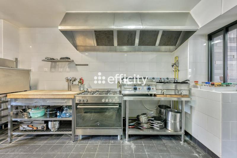 Fonds de commerce - 200 m²