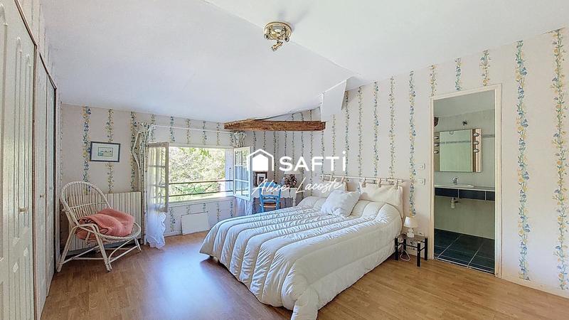 Maison - 175 m² - 6 pièces