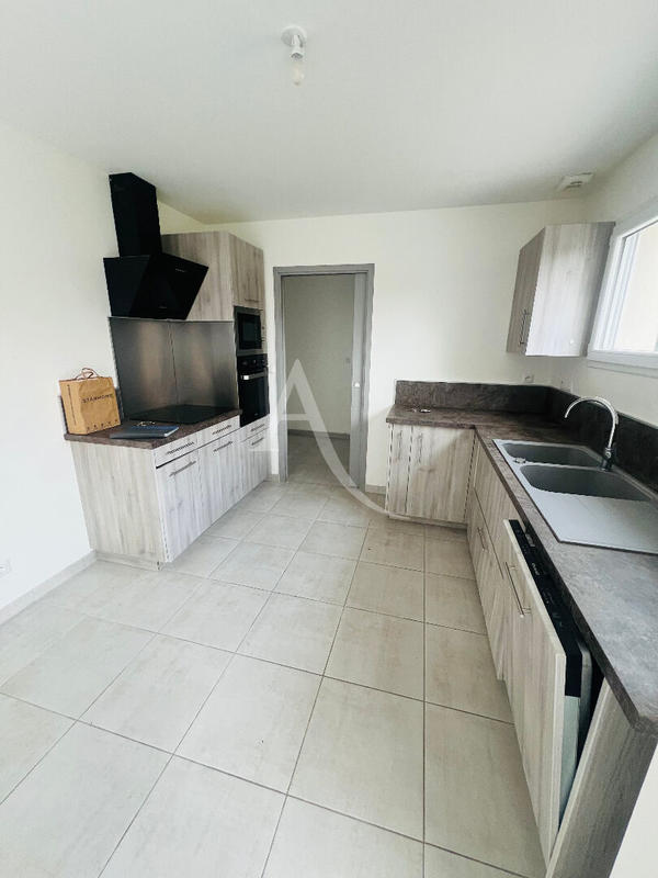 Maison - 102 m² - 5 pièces