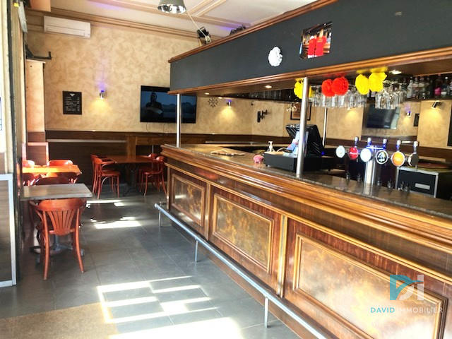 Fonds de commerce - Magasins - 140 m²