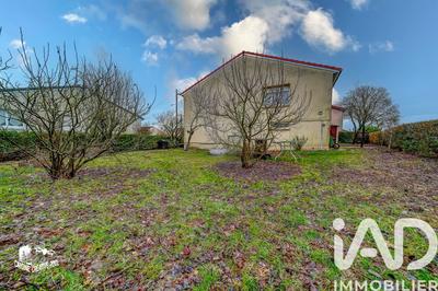 Maison - 110 m² - 5 pièces