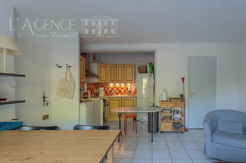 Maison - 326 m² - 7 pièces