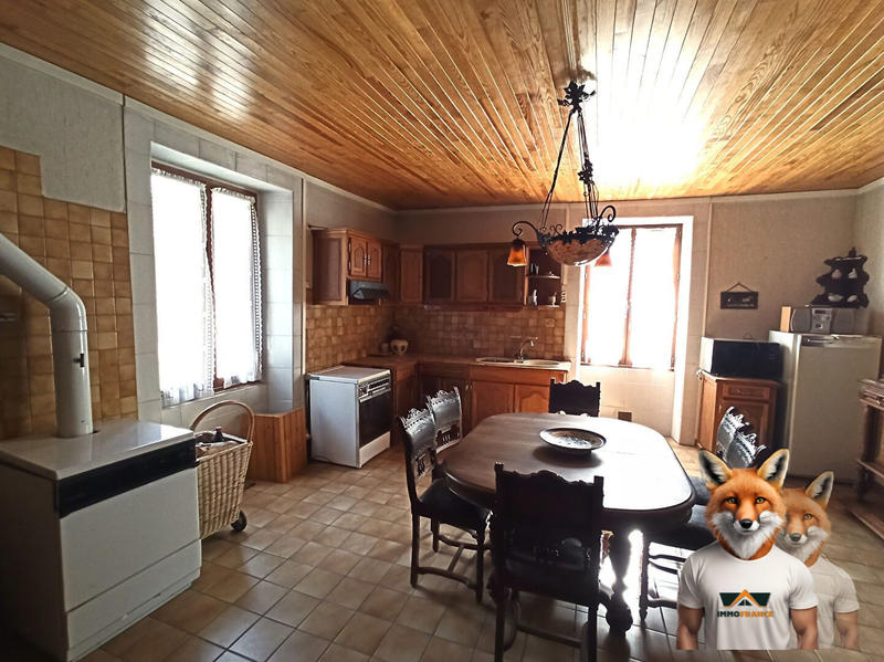 Maison traditionnelle - 278 m² - 14 pièces