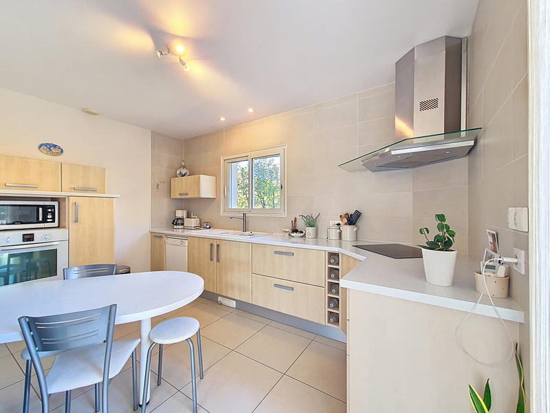 Villa - 165 m² - 6 pièces