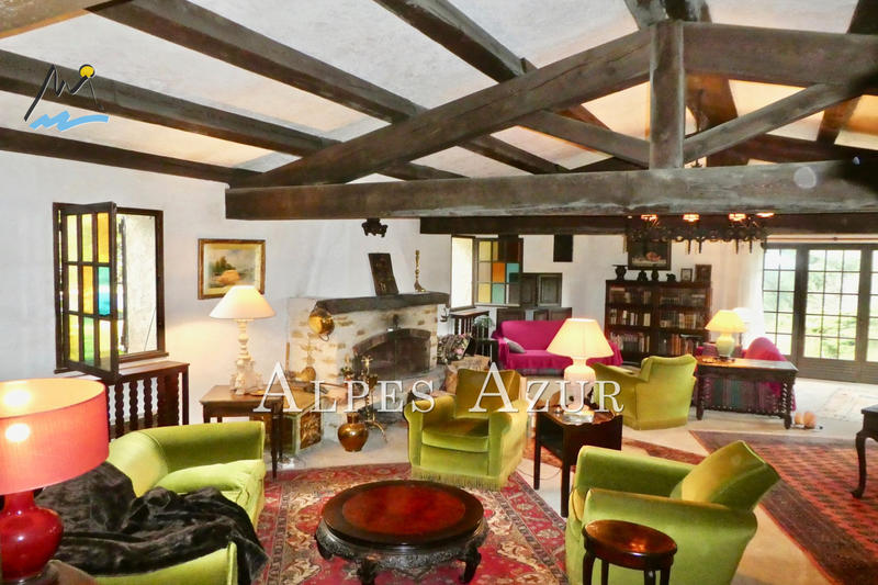 Villa - 179 m² - 5 pièces